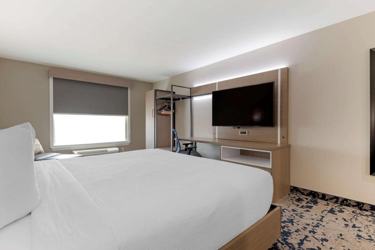 Comfort Inn & Suites 马斯科吉 外观 照片