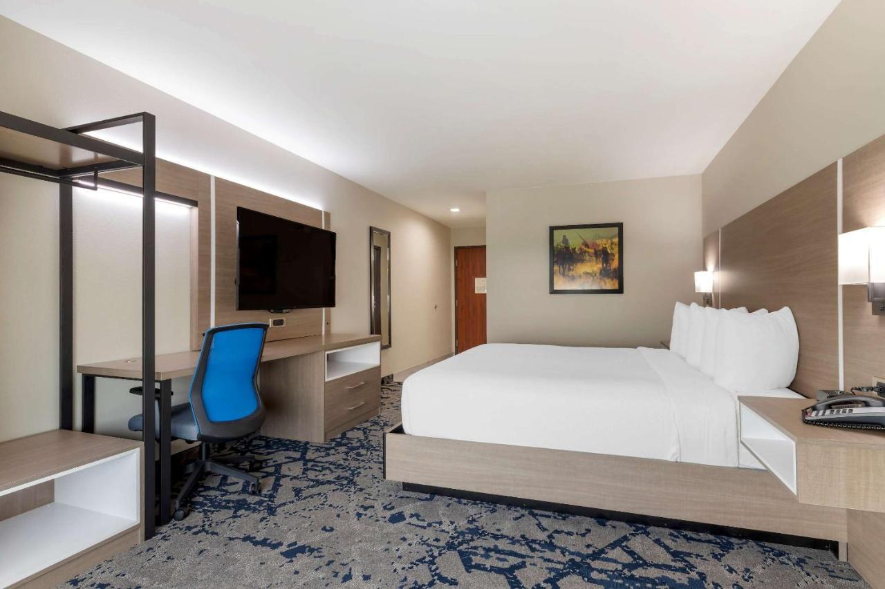 Comfort Inn & Suites 马斯科吉 外观 照片