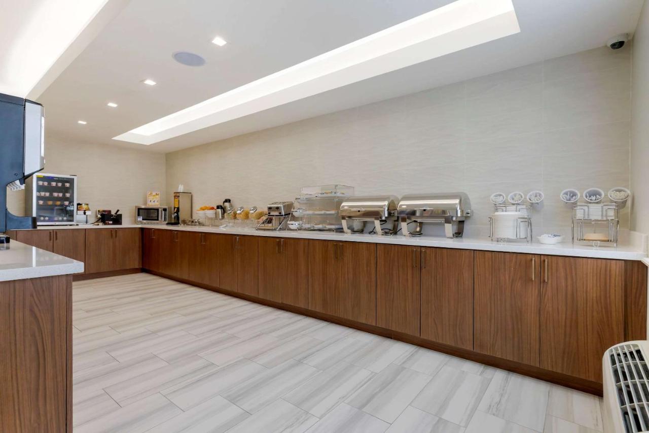 Comfort Inn & Suites 马斯科吉 外观 照片